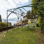 Albertina Varenna